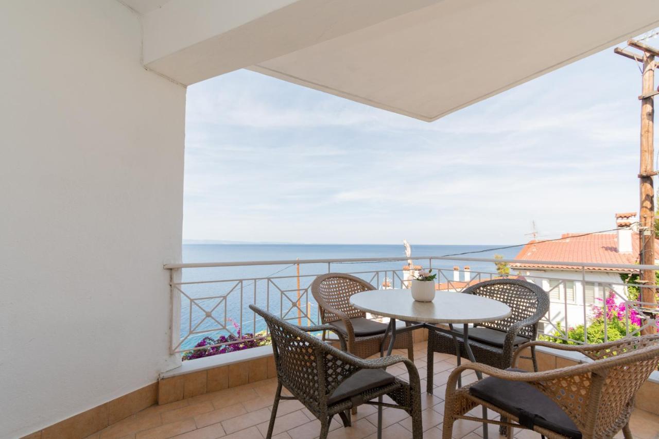 Anesis Seaview Apartment 2 Neos Marmaras Eksteriør billede